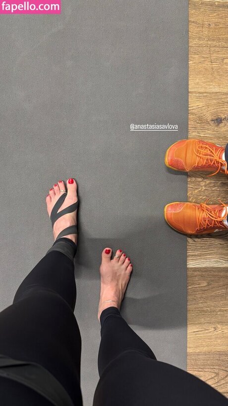 Eva Shik hd actress galleries