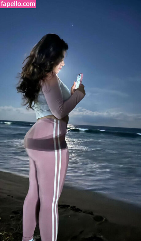 Lavanya Pandiya model high quality picture