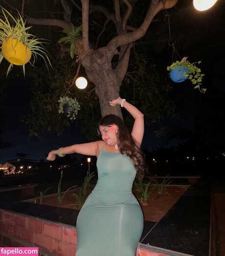 Lavanya Pandiya star adult photo