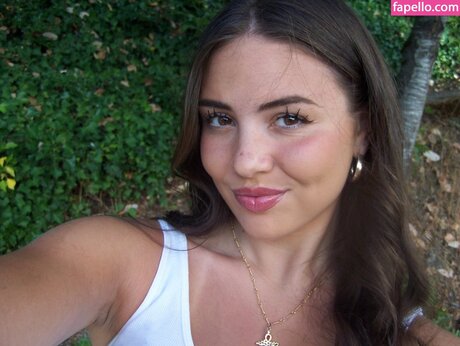 Eirmioni Ilvanakis nice pornstar gallery