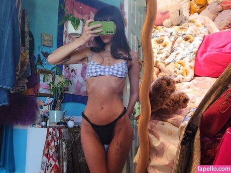 mama moons pornstar nude pictures