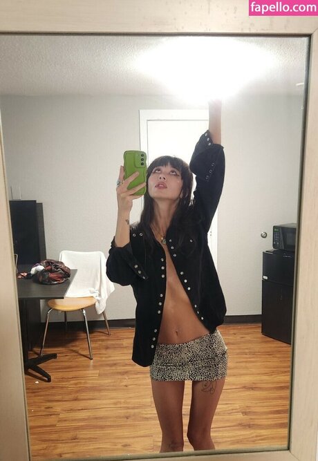 mama moons naked pornstar pic