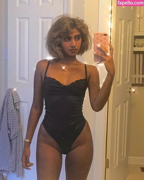 thigh high boots onlyfans porn picture