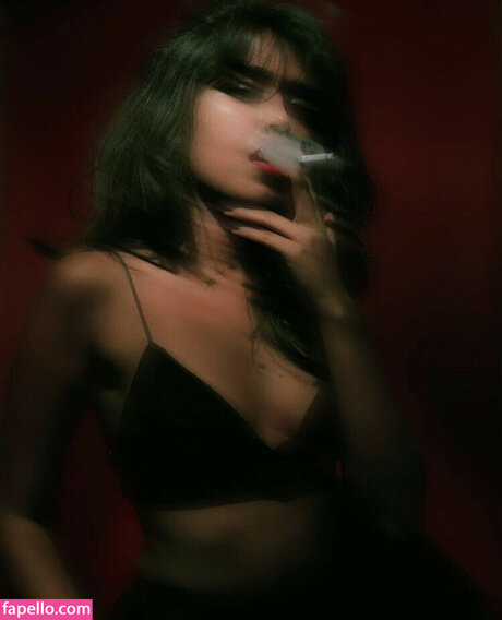 lesbian kissing onlyfans beautiful xxx galleries