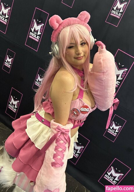 Meka Neko model porn archive