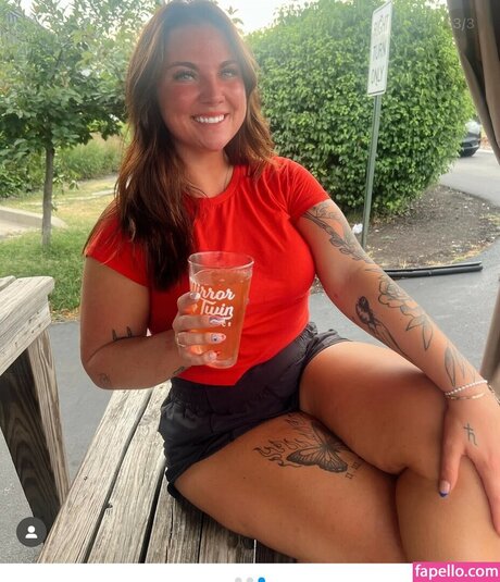 Themomkaylee erotic star picture