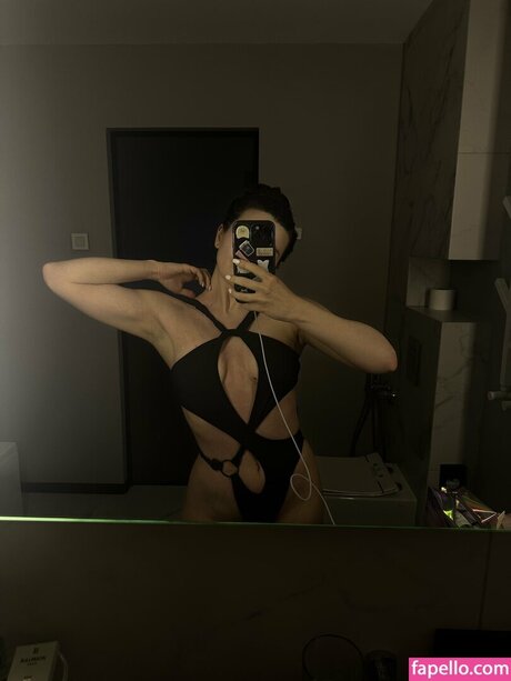 glazalinkaaa exclusive model pic