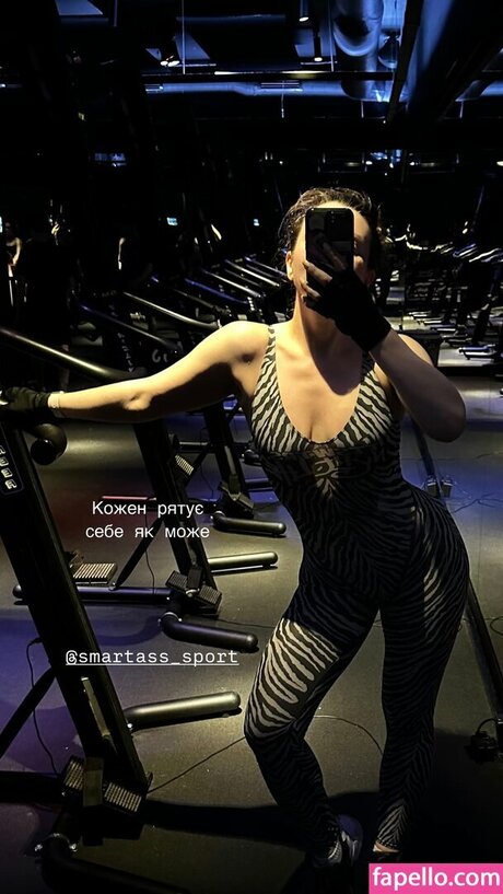 glazalinkaaa nudes actress images