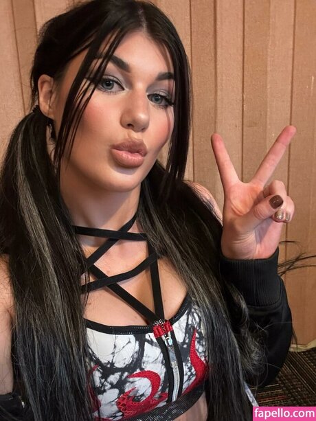 Bea Priestley nice actress photo