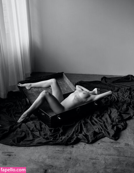 Elizabeth Franco sex model images