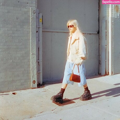 teen blowjob onlyfans pornographic pic