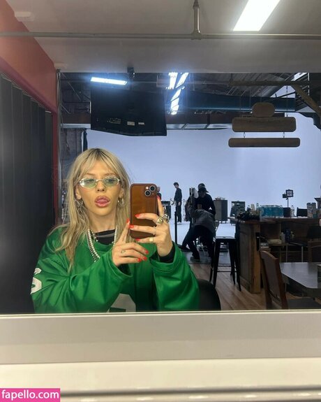 Kat Madeira pornstar erotic galleries