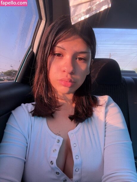 Yadhirazzep hd pornstar pic