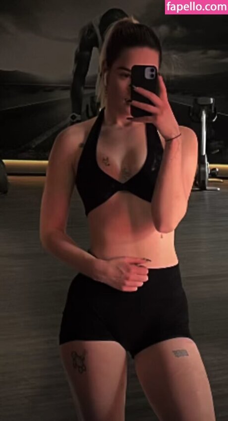 sky stn_ erotic pornstar pic