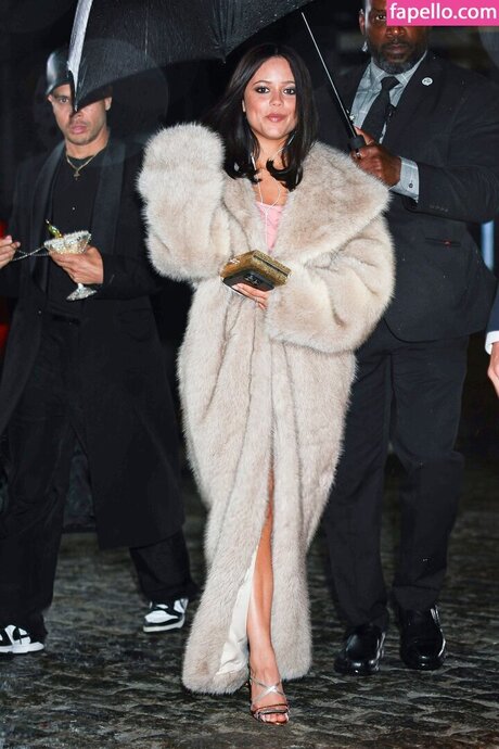 cum on glasses onlyfans art nude pic