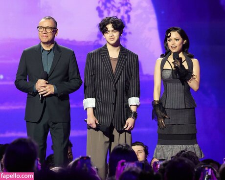 Jenna Ortega star perfect image