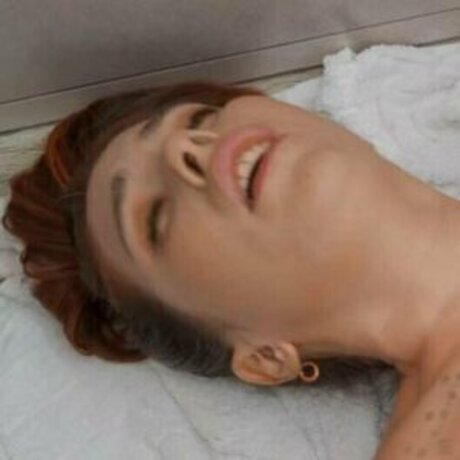 Yae Triplex star hd photo