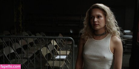 Elizabeth Posey pornstar high quality photos