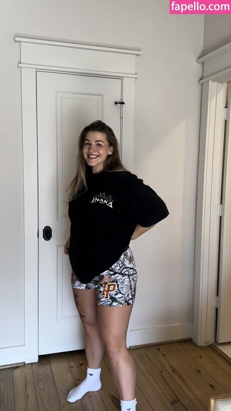 Esther Burden erotic pornstar photo