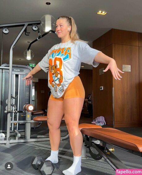 Esther Burden free pornstar gallery