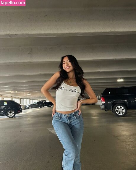 Daisy Chang pornographic actress img