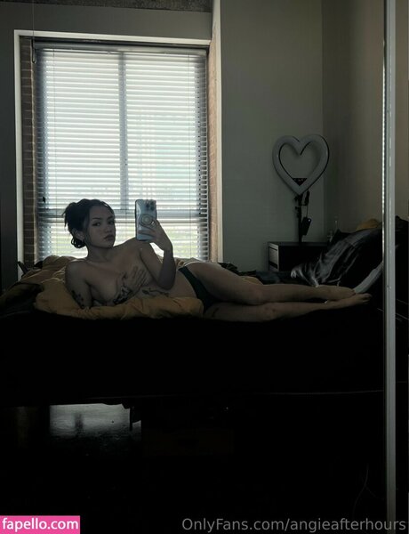 Angierzzz star naked pic