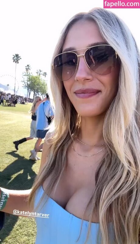 Lisa Gilroy perfect model image