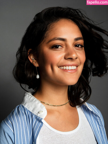 Blu Hunt hot model pic