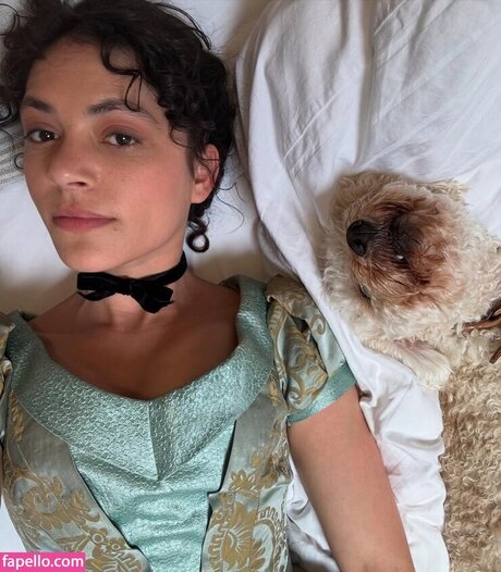 Blu Hunt free actress gallery