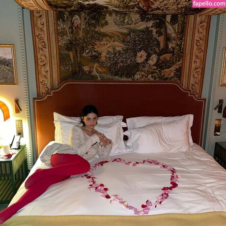 hairy asian pussy onlyfans hot sexy pictures