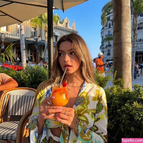 layna sacino star exclusive picture