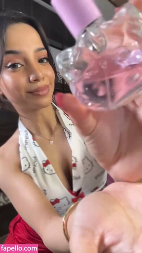 Muskan Karia nice model pic