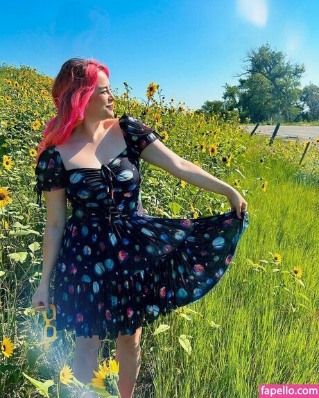 Sarah Whittle nude actress image