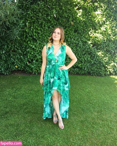 Sarah Whittle star xxx galleries