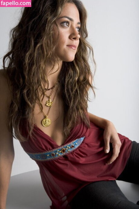 Camille Guaty pornstar hot image