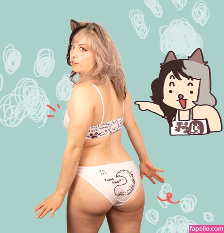 CubeCosplay erotic actress pic