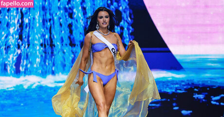 Emilia Dides pornstar perfect gallery