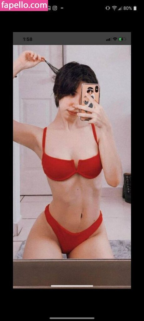 Bethcast erotic pornstar image