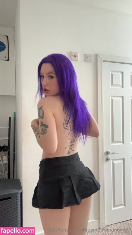 Strawberry Monoxide pornstar galleries