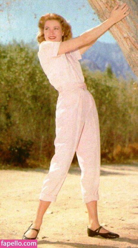 Grace Kelly nude star galleries