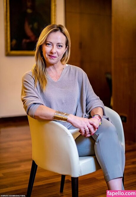 Giorgia Meloni model porn pictures