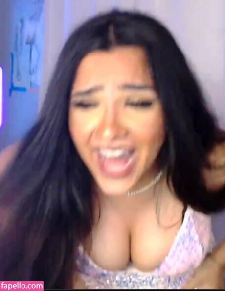 ghostgirlxoxx2 adult model images