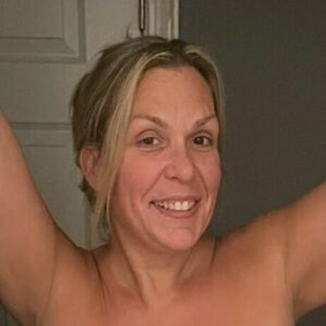 CrazzeeFun nude actress galleries