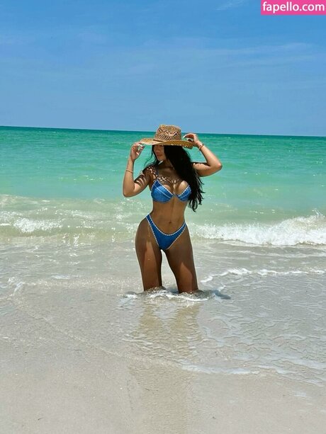 rosetobar nude actress photos