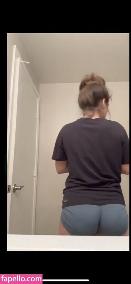 madisons the shit pornstar erotic photo