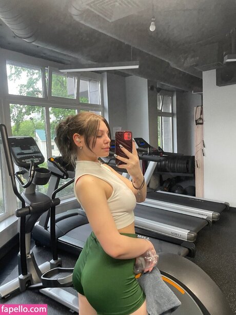 alissabebe model naked photos