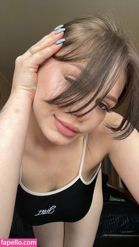 alissabebe xxx model picture