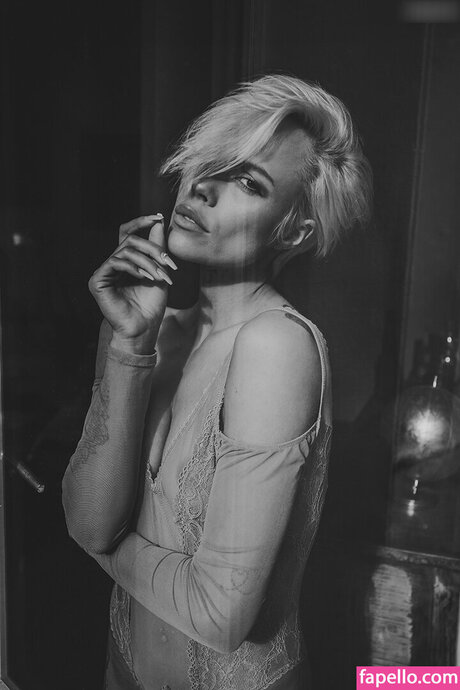 teen ladyboy onlyfans art xxx image