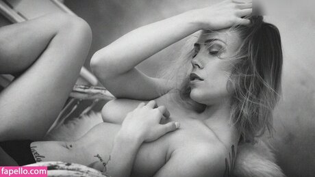 Miri Be nudes star picture