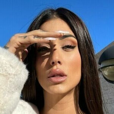 Cristina Herrera exclusive star pics